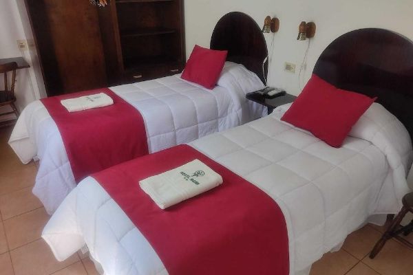 Hotel Romi (Colonia del Sacramento)